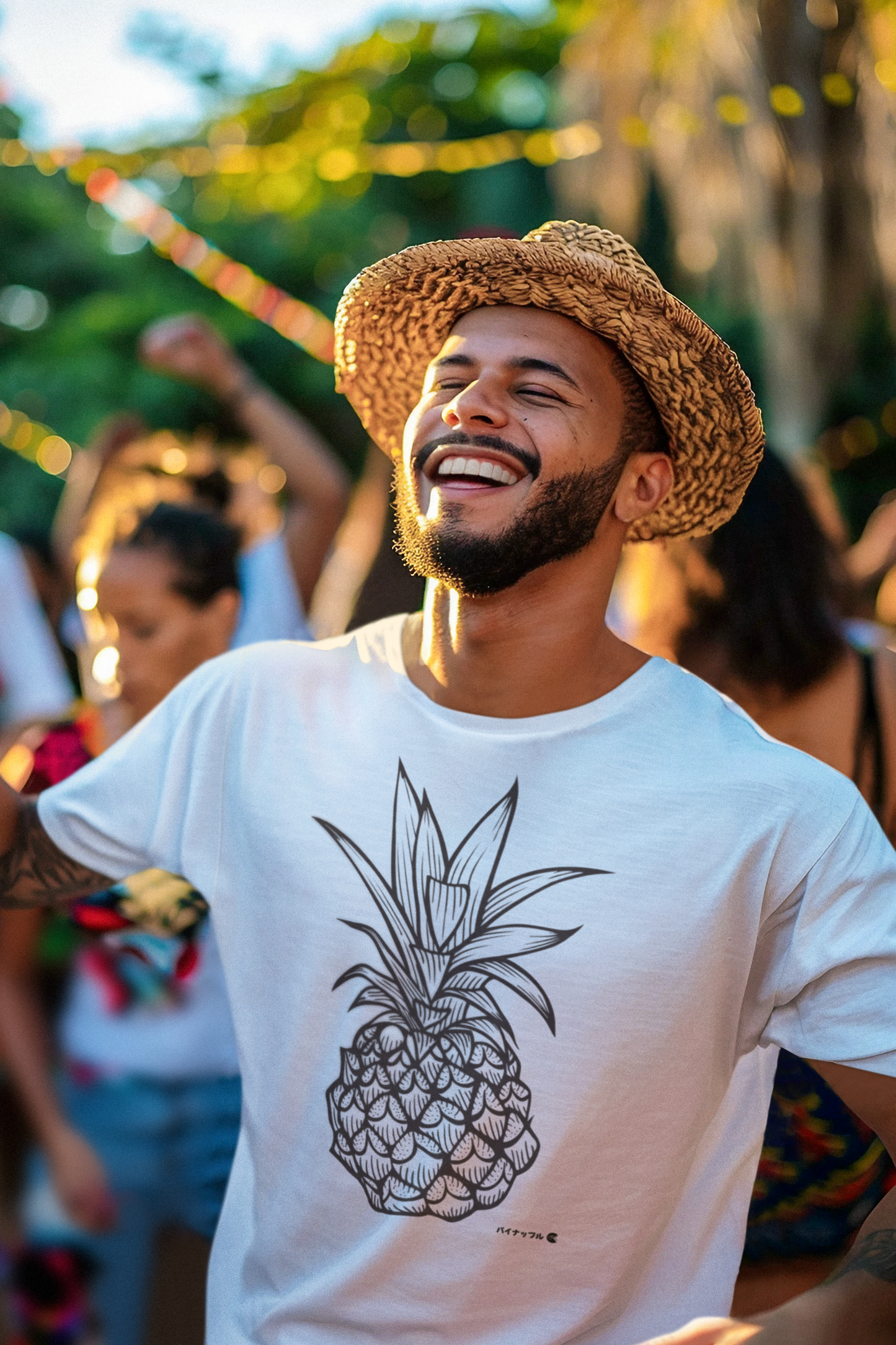 Island Vibes Pineapple(パイナップル)T-Shirt | Paku Paku Logo l Unisex 100% Cotton | 6 Colors l Great Gift